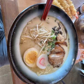 Ginza Ramen and Poke - Poke Near Me - Selma, Texas