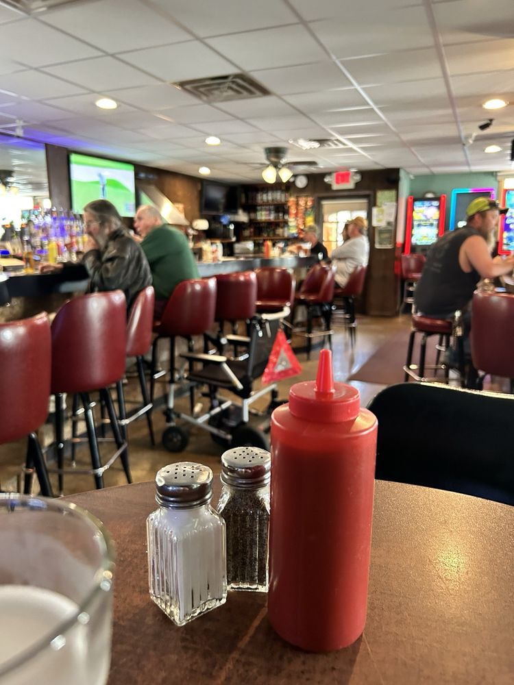 BARK RIVER YACHT CLUB Updated August 2024 12 Photos 136 N Main St