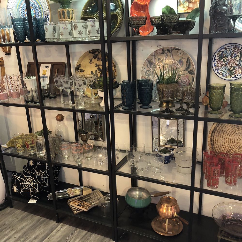 Canton Marketplace - Glassware - Flea Markets Near Me - Canton, Texas Canton Marketplace - Glassware - Flea Markets Near Me - Canton, Texas