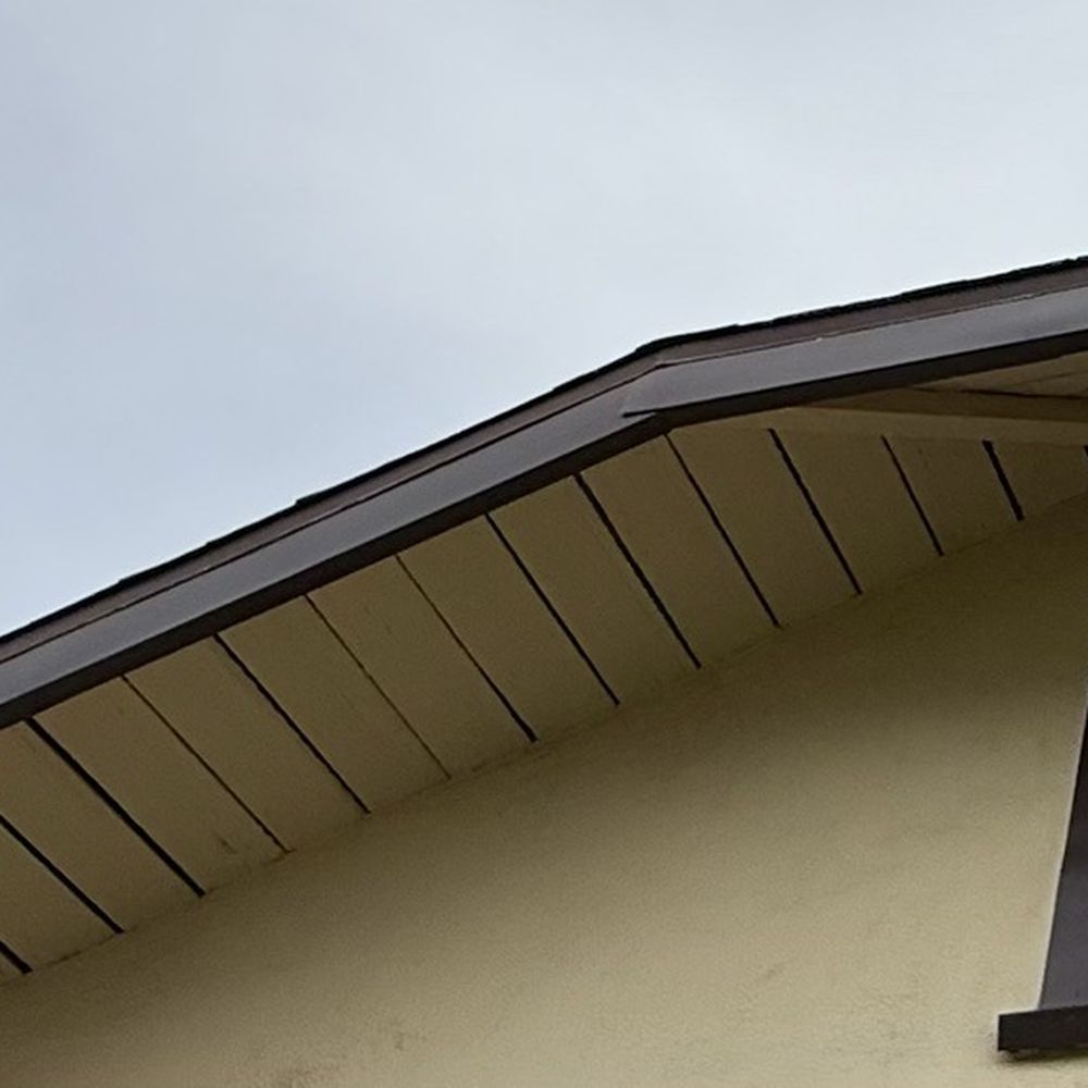 Green Ladder Roofing Company - Backyard fascia cover and attic frame fascia cover. - Roofing Near Me - Pasadena, California Green Ladder Roofing Company - Backyard fascia cover and attic frame fascia cover. - Roofing Near Me - Pasadena, California