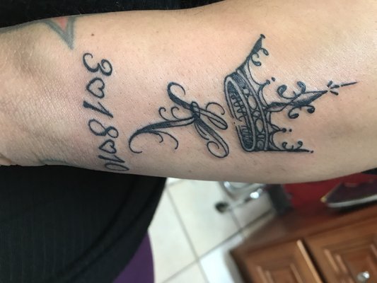 Family Ink Tattoo 8940 Woodman Ave Arleta Ca Tattoos Piercing Mapquest