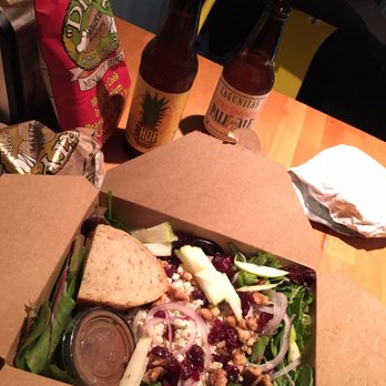 Rybrew - House salad with chicken - Salad Near Me - Philadelphia, Pennsylvania