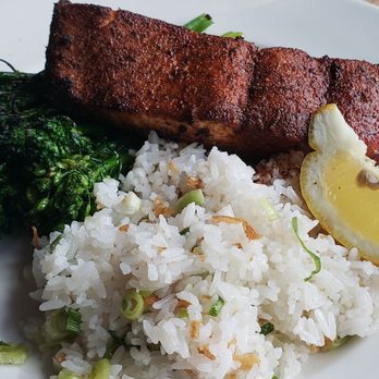 Earls Kitchen + Bar - The blackened salmon with rice and seasonal vegetables. - Canadian (New) Near Me - Toronto, Ontario Earls Kitchen + Bar - The blackened salmon with rice and seasonal vegetables. - Canadian (New) Near Me - Toronto, Ontario