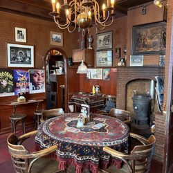 Café Hegeraad - Inside