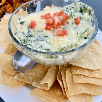 Gladstone's - Seafood Near Me - Long Beach, California