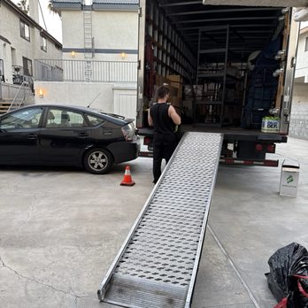 California Moving - Jake offloading truck - Movers Near Me - Los Angeles, California