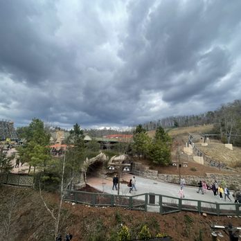 Dollywood - Amusement Parks Near Me - Pigeon Forge, Tennessee