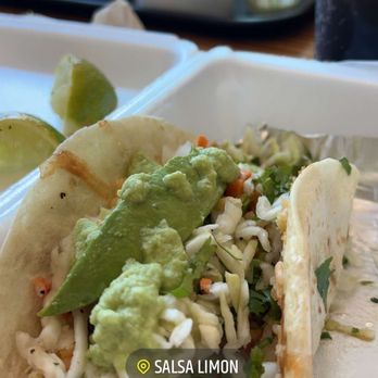 Salsa Limón - El Capi Granjero taco with fresh guacamole and queso in the back. Great portions. This coming from a former big boy. - Tacos Near Me - Fort Worth, Texas Salsa Limón - El Capi Granjero taco with fresh guacamole and queso in the back. Great portions. This coming from a former big boy. - Tacos Near Me - Fort Worth, Texas