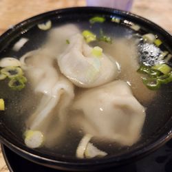 Nouilles Star - Wonton Soup.
