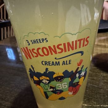 Arbuckles Eatery & Pub - Pizza Near Me - Stevens Point, Wisconsin