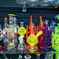 TOKERS VAPE & SMOKE