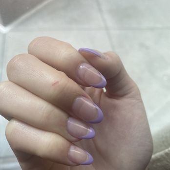 Lucky Nails - My cut on my finger was there prior to the session - Nail Salons Near Me - San Francisco, California