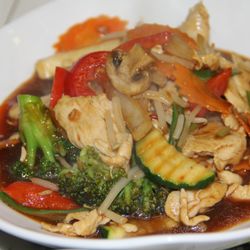 Pho La 7 - 52. GÀ XÀO RAU Gebratenes Huehnerfleisch mit Gemuese in Hoisin Sosse und Reis