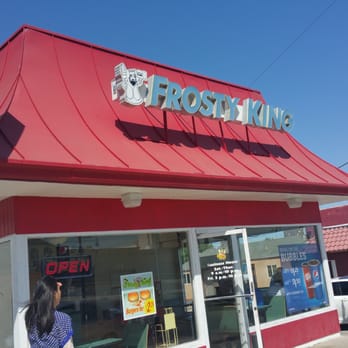 Frosty King - the front of a restaurant - Fast Food Near Me - Taft, California