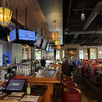 Stella's - Inside - American Near Me - Blaine, Minnesota Stella's - Inside - American Near Me - Blaine, Minnesota
