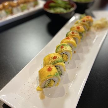 Leo’s kitchen - Spicy Mango Vegan Sushi Roll - Sushi Bars Near Me - Chula Vista, California