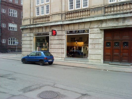 Baum und Pferdgarten by null