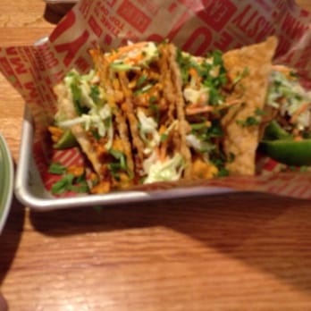 Applebee's Grill + Bar - Won ton tacos - Sports Bars Near Me - Menifee, California