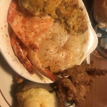Edgewater Restaurant - New American Near Me - Edgewater, Maryland