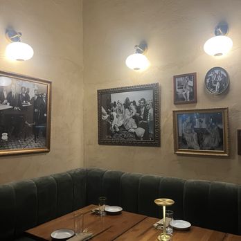 Café Fenicia - Hookah Bars Near Me - Miami, Florida