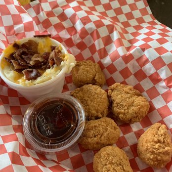 Chubby's Cafe - Nuggets and mashed potatoes kids meal - Cafes Near Me - Pleasant Grove, Utah