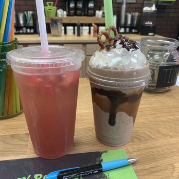 Hello Healthy - Strawberry Lemonade Berry Bomb   and Take 5 shake (chocolate, Caramel, pretzels, I think peanut butter, too) - Juice Bars & Smoothies Near Me - Lapeer, Michigan
