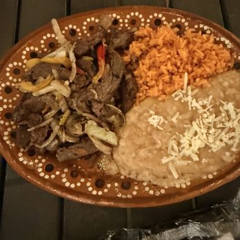 Taqueria El Milagro - Fajita plate - Mexican Near Me - Terlingua, Texas Taqueria El Milagro - Fajita plate - Mexican Near Me - Terlingua, Texas