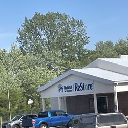 Greenfield Habitat Restore - On US 40 East of Indy, west of Greenfield.