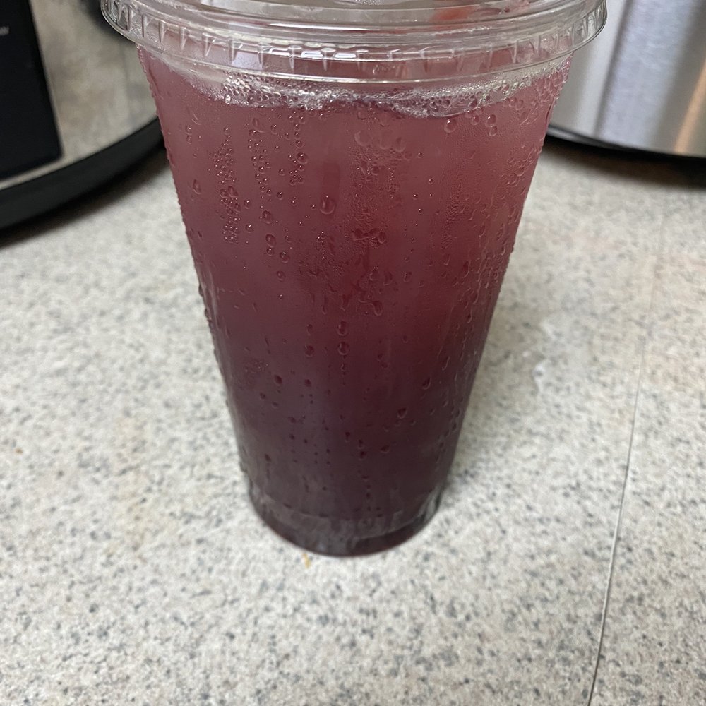 Strawberry lemonade with a shot of blackberry Strawberry lemonade with a shot of blackberry