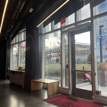 Equator Coffees - view of the front - Coffee & Tea Near Me - Burlingame, California