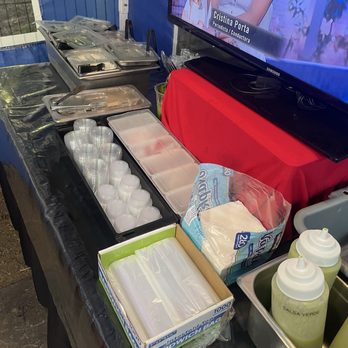 La Sierra Tacos - Not to mention they always keep the station clean and organized, the garnish fresh and the supplies ample. - Food Trucks Near Me - North Hollywood, California La Sierra Tacos - Not to mention they always keep the station clean and organized, the garnish fresh and the supplies ample. - Food Trucks Near Me - North Hollywood, California