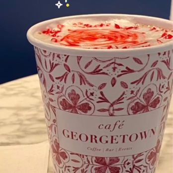 Café Georgetown - Peppermint Hot Chocolate - Coffee & Tea Near Me - Washington, DC, District of Columbia