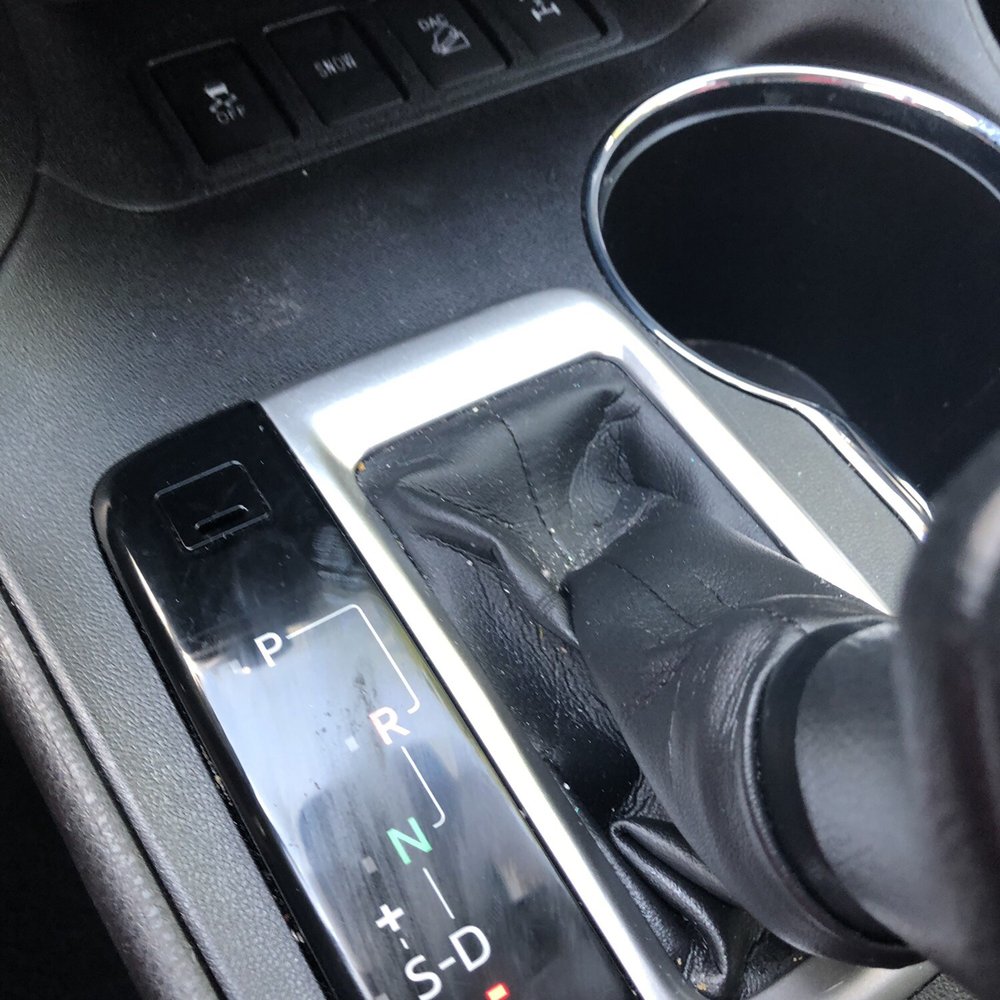 Budget - Dirty, not clean - Car Rental Near Me - Dayton, Ohio