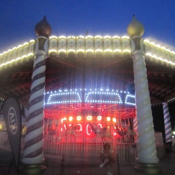 Six Flags Great Adventure - Amusement Parks Near Me - Jackson Township, New Jersey
