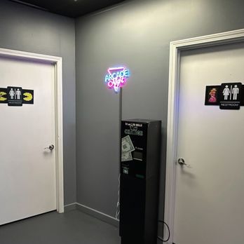 Pixel Planet - Arcades Near Me - Taylorsville, Kentucky