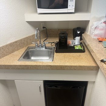 Windmill Suites Surprise, Ascend Hotel Collection - Kitchenette in suite - Hotels Near Me - Surprise, Arizona Windmill Suites Surprise, Ascend Hotel Collection - Kitchenette in suite - Hotels Near Me - Surprise, Arizona