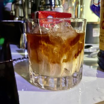 Galería 91 - White Russian (Vodka, Coffee liqueur, half-half cream) - Art Galleries Near Me - Veracruz, VER