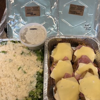 Tredici Italian Market - Super staff help stay at home order. Delicious chicken Cordon Blu (they can make with America for picky kids - Salad Near Me - Wayne, Pennsylvania