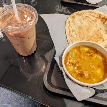Yoma Burmese Foods - Iced tea and chicken plata - Burmese Near Me - Boston, Massachusetts Yoma Burmese Foods - Iced tea and chicken plata - Burmese Near Me - Boston, Massachusetts