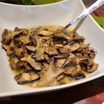 That Girl Cooks - Mushrooms medley - Personal Chefs Near Me That Girl Cooks - Mushrooms medley - Personal Chefs Near Me