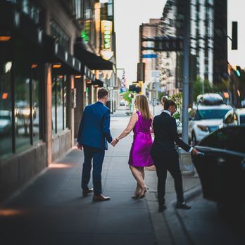 Executive Transportation - Enjoy each others company and allow our chauffeur to worry about the roads. - Limos Near Me - Eden Prairie, Minnesota Executive Transportation - Enjoy each others company and allow our chauffeur to worry about the roads. - Limos Near Me - Eden Prairie, Minnesota