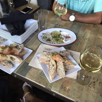 Flower Hill Bistro - 8/2017 amazing evening, excellent service, delicious plates, wine, live music and dancing under the stars - Gastropubs Near Me - Temecula, California