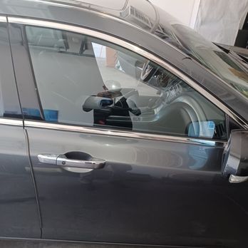 Luckys Auto Glass - Auto Glass Services Near Me