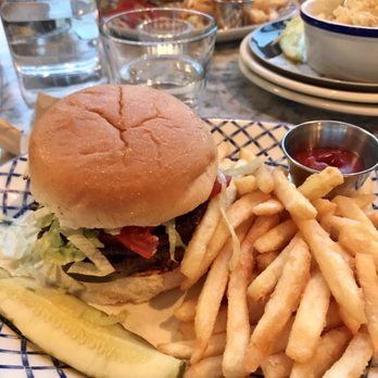Swift Tavern - TAVERN CHEESEBURGER - Bars Near Me - Chicago, Illinois