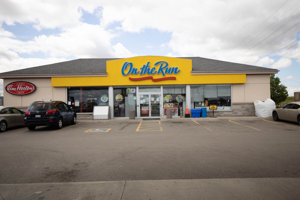 RAINBOW CAR WASH Updated August 2024 1712 Stone Church Road E, Hamilton, Ontario Car Wash