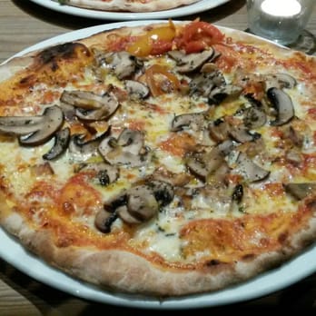 Firebird - Mushroom pizza - Italian Near Me - Glasgow, GLG