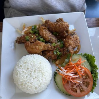 Pho Le Nguyen - A9. Chicken Wings With Fish Sauce (6) - Noodles Near Me - Portland, Oregon
