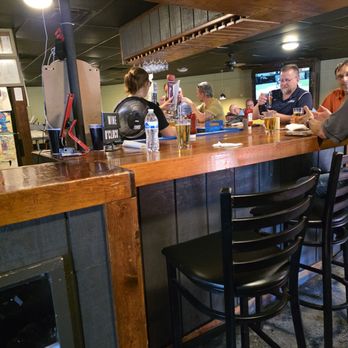 Lew's Restaurant - The bar of the restaurant serves beers of all kinds, bottles or Tap, as well as wine. - Pizza Near Me - Roanoke, Virginia Lew's Restaurant - The bar of the restaurant serves beers of all kinds, bottles or Tap, as well as wine. - Pizza Near Me - Roanoke, Virginia
