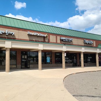Cosmo Salon Studios - To the right of Cosmo Salon Studios. - Hair Salons Near Me - Canton, Michigan
