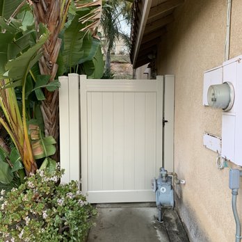Casa Valenzuela Construction - Left Side Gate - Exterior - General Contractors Near Me - Corona, California Casa Valenzuela Construction - Left Side Gate - Exterior - General Contractors Near Me - Corona, California